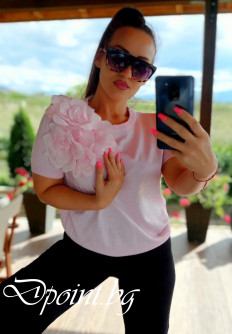 Блуза от фино плетиво с големи релефни цветя Stephanie